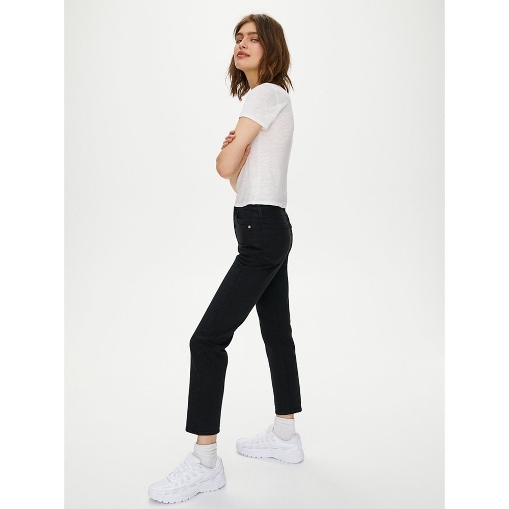 Levi's Black Straight Leg Women's Jeans